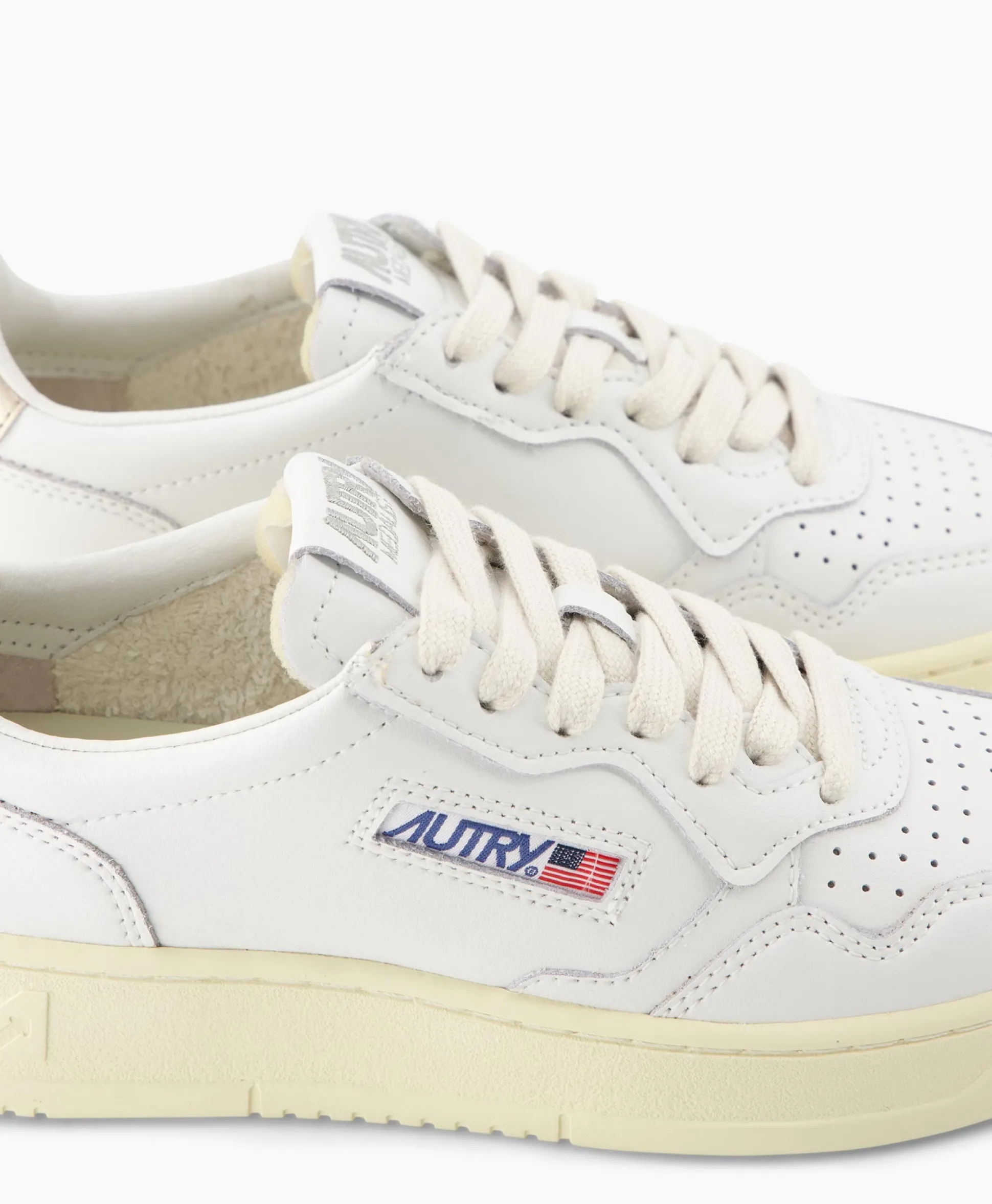 Cheap Sneaker Medalist Low Wom Goud Dames Sneakers