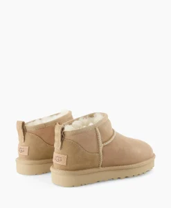 New Enkellaars Winterboot Classic Ultra Mini Zand Dames Laarzen